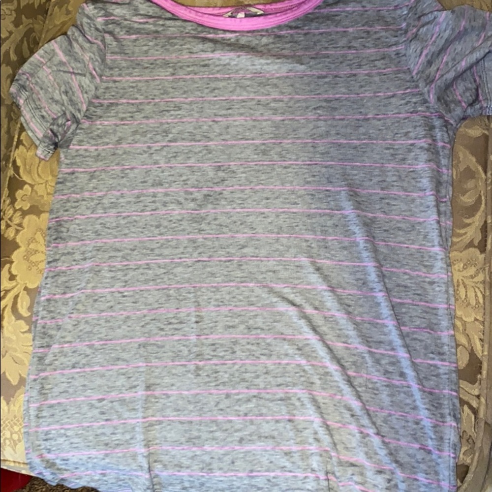 Basic Gray and purple BKE shirt
